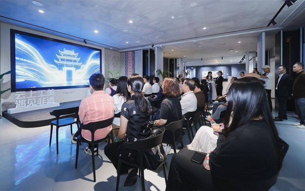 钱生财 湖南工艺美术融合发展推介会在长沙举行